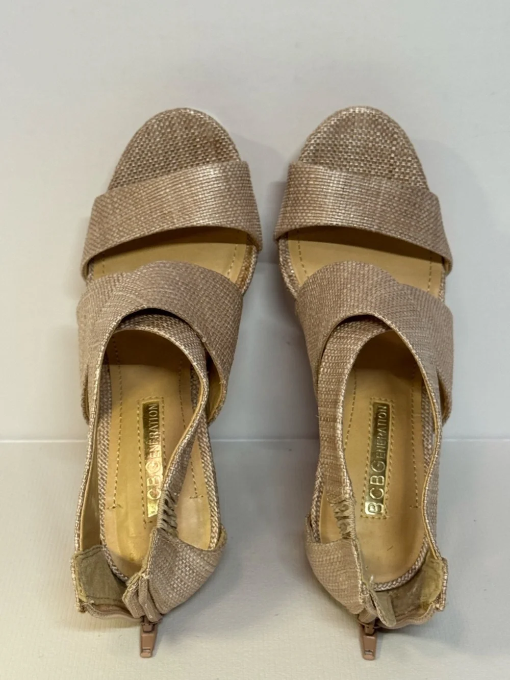 BCBGeneration Gold Linen Raffia Cork Wedge Sandals Size 6B
